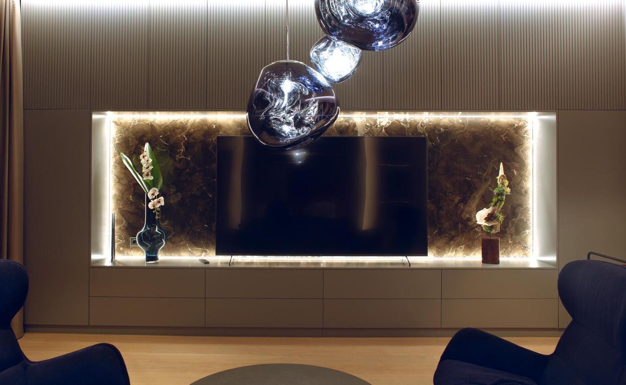Presidential Apartments - The Best Location, Beds, Smart-House System And Interior Vilnius Exterior photo